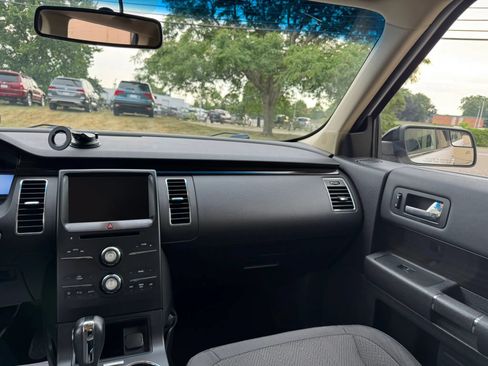 Used 2016 Ford Flex SEL AWD/4WD image 16