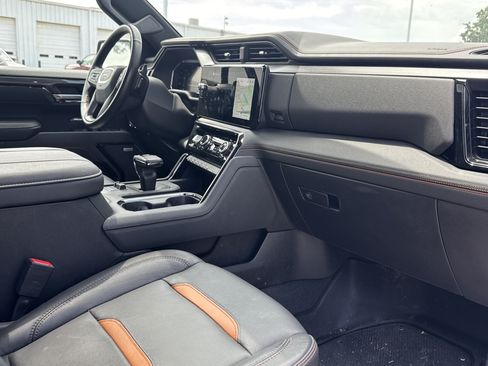 Used 2026 GMC Sierra 1500 AT4 w/ AT4 Premium Package AWD/4WD image 16
