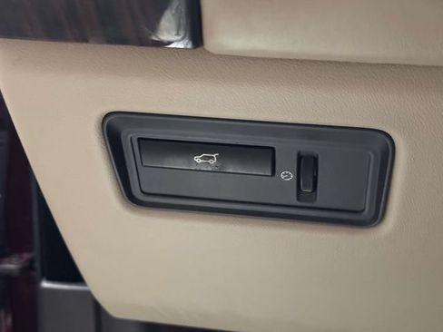 Used 2015 Land Rover Range Rover HSE AWD/4WD image 35