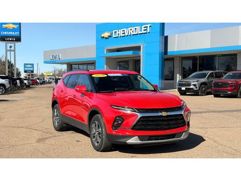 Certified 2024 Chevrolet Blazer LT image 2