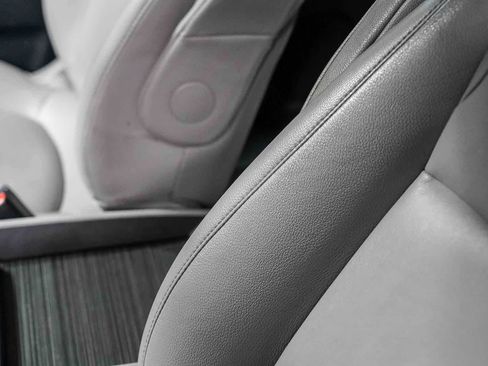 Used 2018 Honda Odyssey EX-L image 20