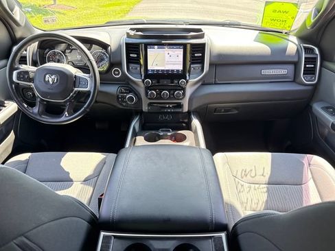 Used 2022 RAM 1500 Big Horn AWD/4WD image 18