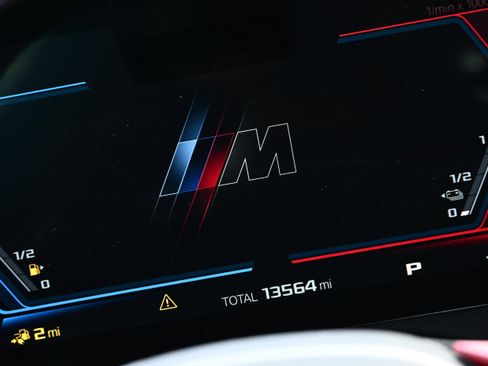 Used 2025 BMW M5 Touring image 23