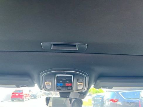 New 2025 Jeep Grand Cherokee Altitude image 25