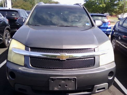 Used 2009 Chevrolet Equinox LT FWD image 3