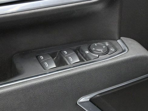 Used 2025 Chevrolet Silverado 2500 LT AWD/4WD image 11
