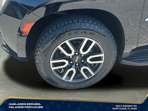 Used 2022 GMC Yukon AT4 AWD/4WD image 32