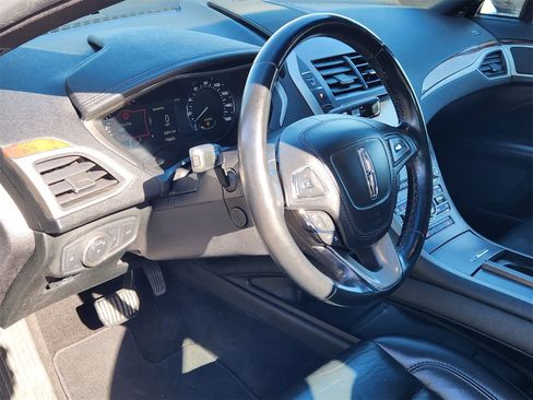 Used 2019 Lincoln MKZ Reserve image 2