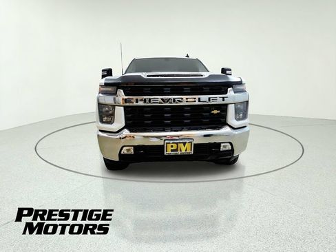 Used 2022 Chevrolet Silverado 3500 LT w/ Convenience Package AWD/4WD image 2