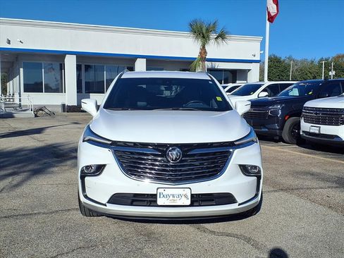 Used 2024 Buick Enclave Essence w/ LPO, Cargo Package image 19