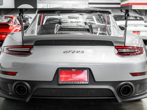 Used 2018 Porsche 911 GT2 RS w/ Weissach Package image 7