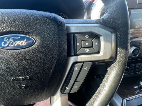 Used 2015 Ford F150 Platinum w/ Equipment Group 701A Luxury AWD/4WD image 14
