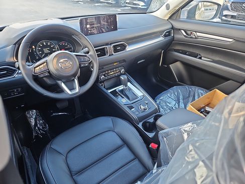 New 2025 MAZDA CX-5 AWD 2.5 S w/ Premium Plus Pkg image 6