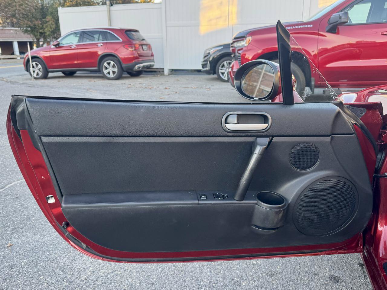Used 2007 MAZDA MX-5 Miata Touring w/ Suspension Pkg RWD image 19