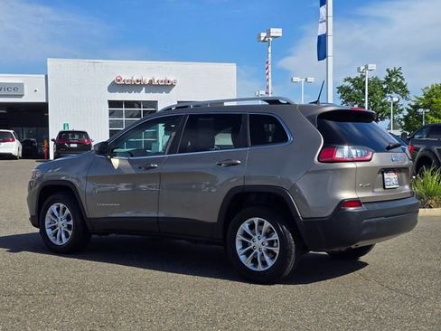 Used 2019 Jeep Cherokee Latitude w/ Popular Appearance Group image 5