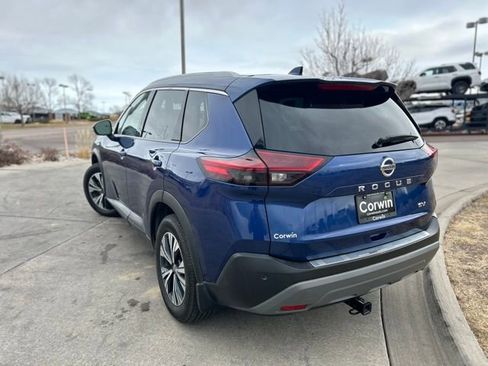 Used 2021 Nissan Rogue SV w/ Premium Package image 5