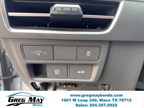 Used 2025 Hyundai Sonata SEL FWD image 17