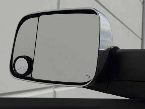 Used 2017 RAM 2500 Limited AWD/4WD image 30