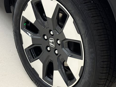 New 2026 Honda Pilot Touring image 10