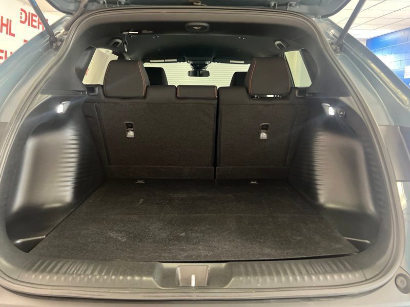 Used 2025 Honda HR-V Sport image 8