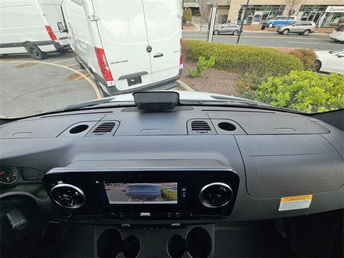 New 2025 Mercedes-Benz Sprinter 2500 image 18