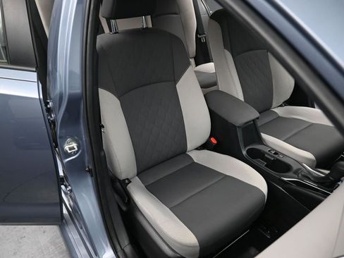 Used 2024 Toyota Corolla LE image 12