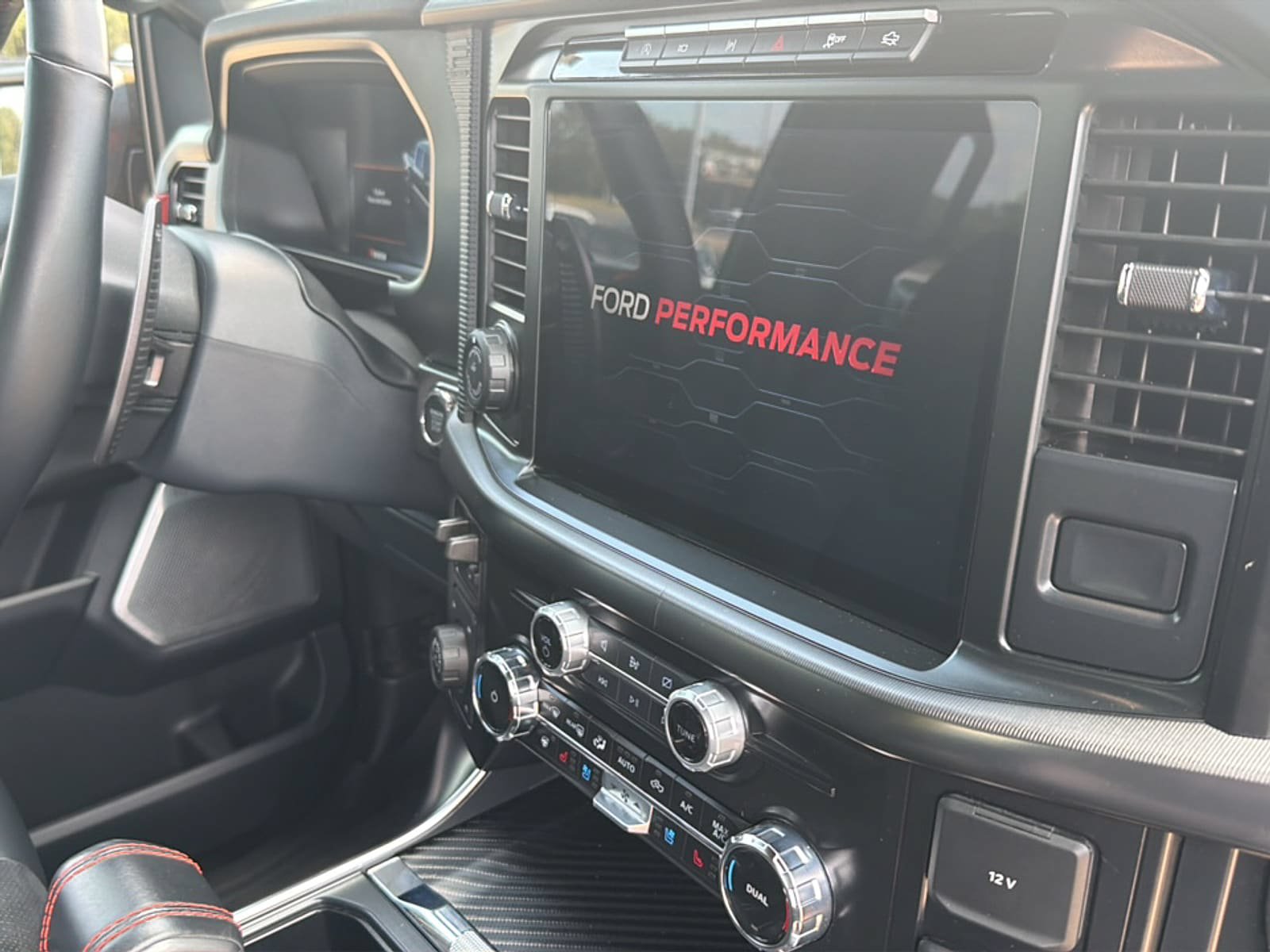 Used 2024 Ford F150 Raptor AWD/4WD image 19