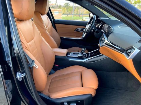 Used 2019 BMW 330i Sedan w/ Driving Assistance Package image 8