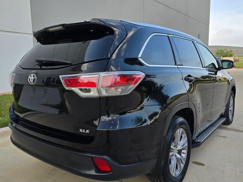 Used 2015 Toyota Highlander XLE FWD image 7