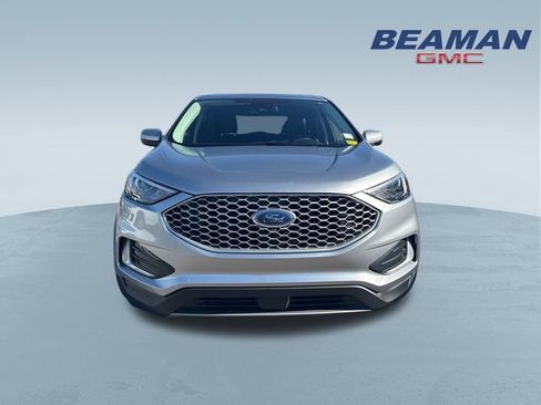 Used 2023 Ford Edge SEL image 2