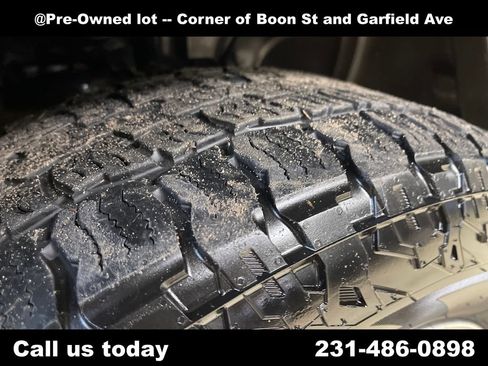 Used 2016 RAM 1500 Big Horn AWD/4WD image 12