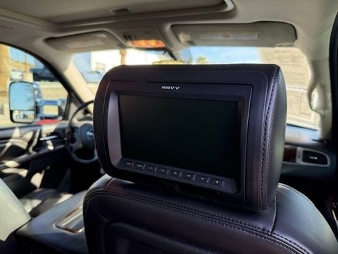 Used 2013 GMC Sierra 3500 Denali image 22