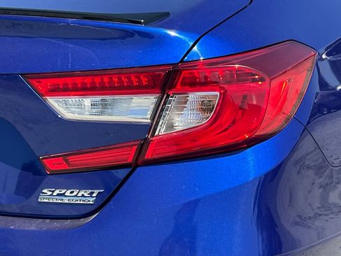 Used 2022 Honda Accord Sport Special Edition image 13