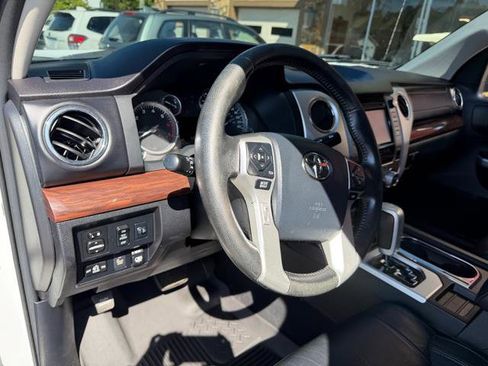 Used 2014 Toyota Tundra Limited AWD/4WD image 9