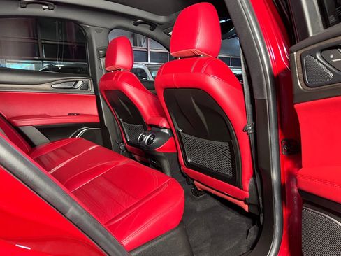 Used 2018 Alfa Romeo Stelvio Ti Sport image 38