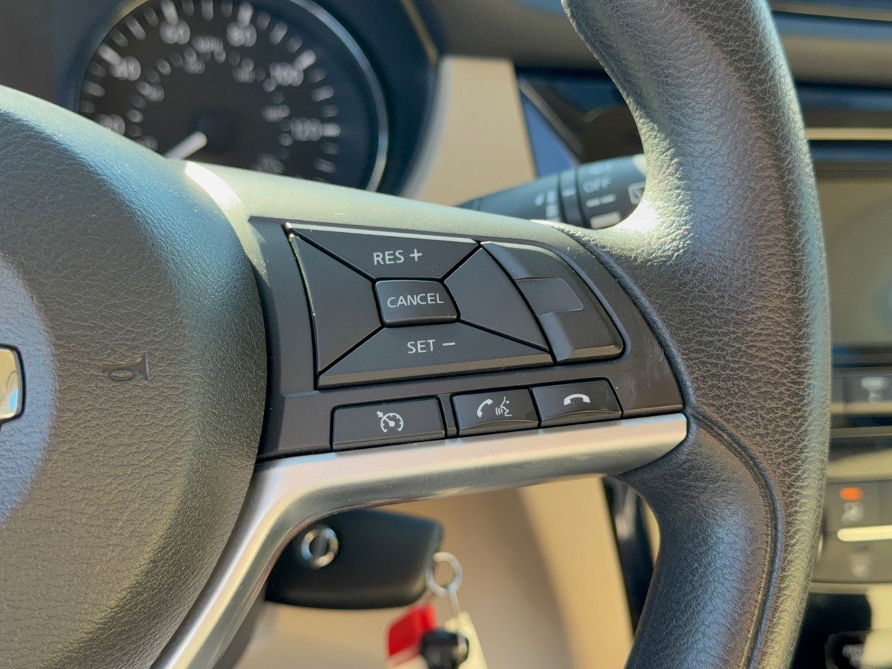 Used 2017 Nissan Rogue S FWD image 23