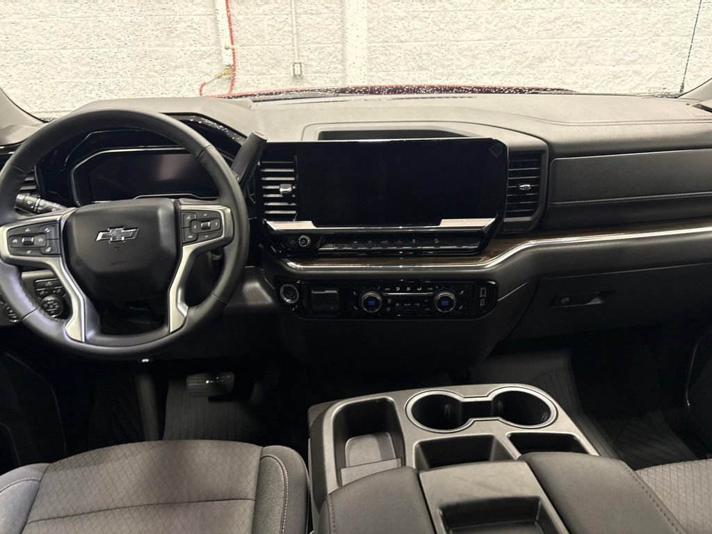 Used 2024 Chevrolet Silverado 1500 RST AWD/4WD image 14