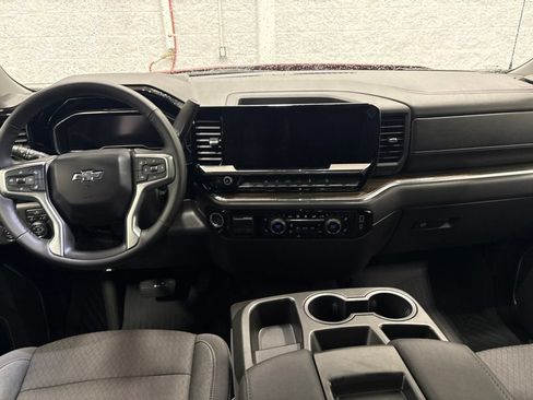 Used 2024 Chevrolet Silverado 1500 RST AWD/4WD image 14