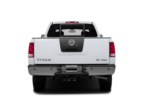 Used 2015 Nissan Titan PRO-4X w/ Pro-4x Luxury Package AWD/4WD image 8
