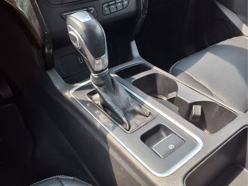 Used 2018 Ford Escape Titanium FWD image 11