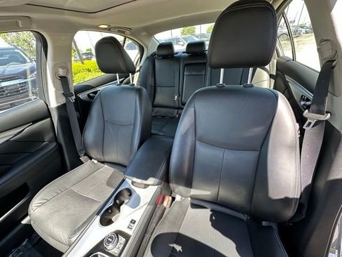 Used 2022 INFINITI Q50 Luxe w/ Cargo Package AWD/4WD image 30
