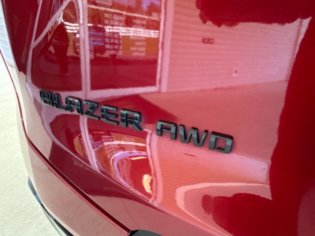 Used 2022 Chevrolet Blazer RS AWD/4WD image 36