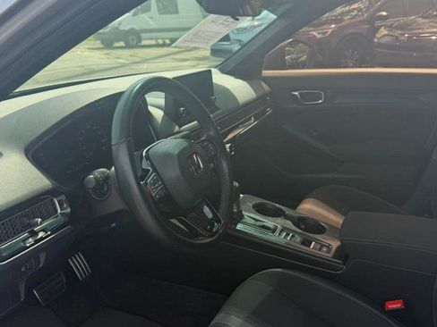 Used 2022 Honda Civic Sport image 11