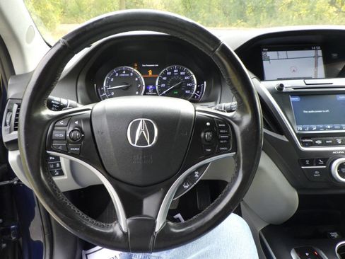 Used 2020 Acura MDX SH-AWD w/ Technology Package image 18