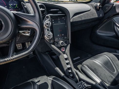 Used 2021 McLaren 720S Performance image 27