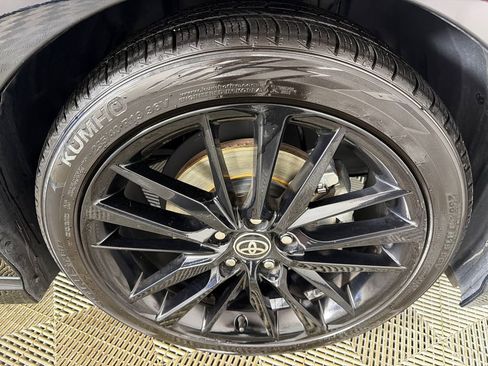 Used 2024 Toyota Camry XSE image 13