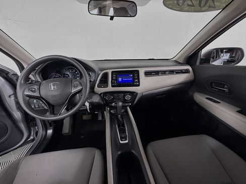 Used 2020 Honda HR-V LX image 27