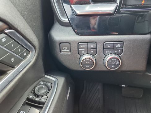 Certified 2024 GMC Sierra 2500 SLT w/ Texas SLT Premium Package image 27