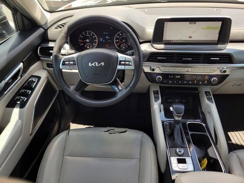 Used 2022 Kia Telluride S FWD image 12