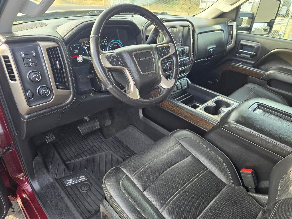 Used 2017 GMC Sierra 3500 Denali w/ Duramax Plus Package AWD/4WD image 2